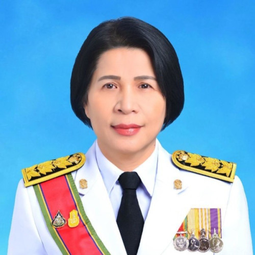 นางยุพิน บัวคอม