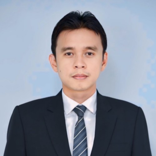 นายนิรุทธ์ แก้วนิคม